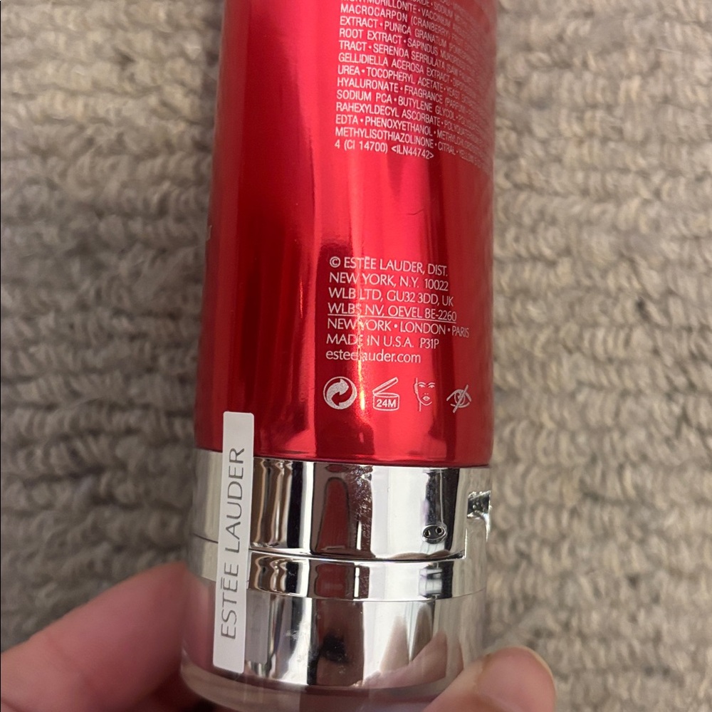 Estee Lauder Nutritious Super-Pomegranate Cleansing Foam
4.2 oz - Picture 3 of 3